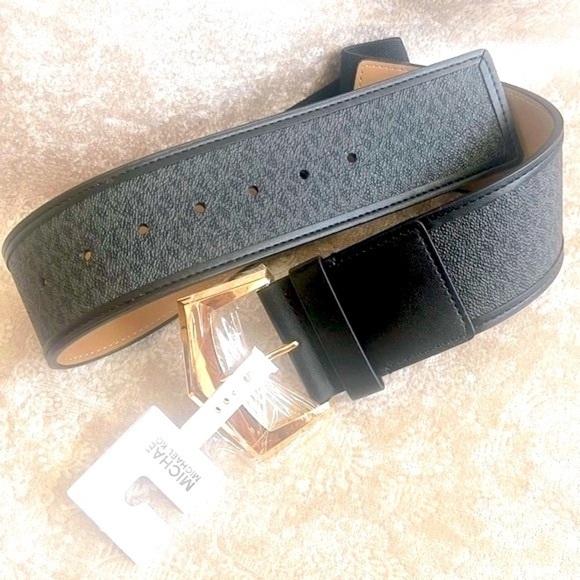 Brand New Michael Kors Wide Strap Black Logo Stretch Belt w/ Gold Tone Buckle - Picture 1 of 16